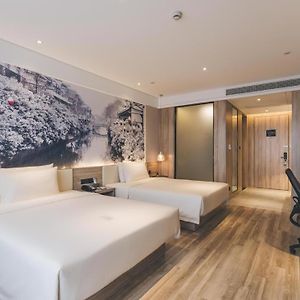 Jimu Twin Room